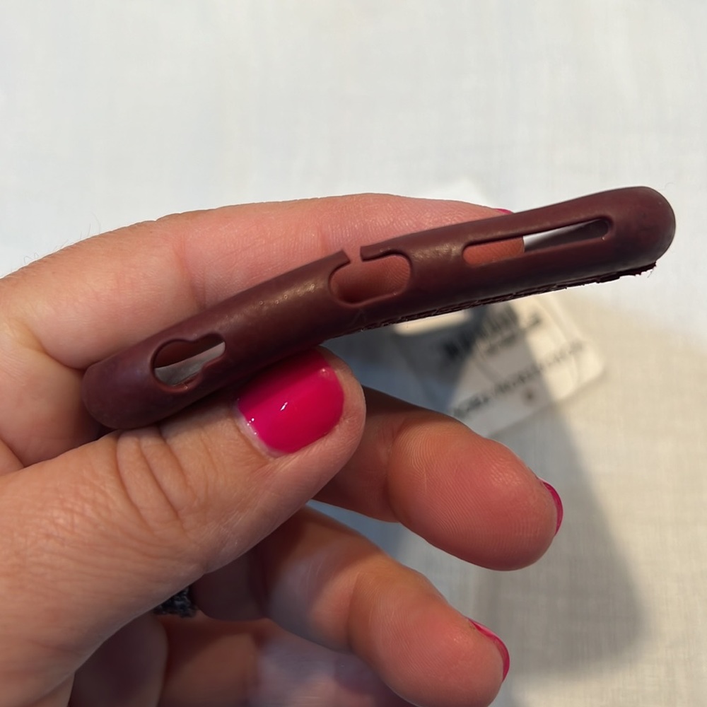 GUCCI cover for iPhone 6 Plus. - Picture 12 of 16
